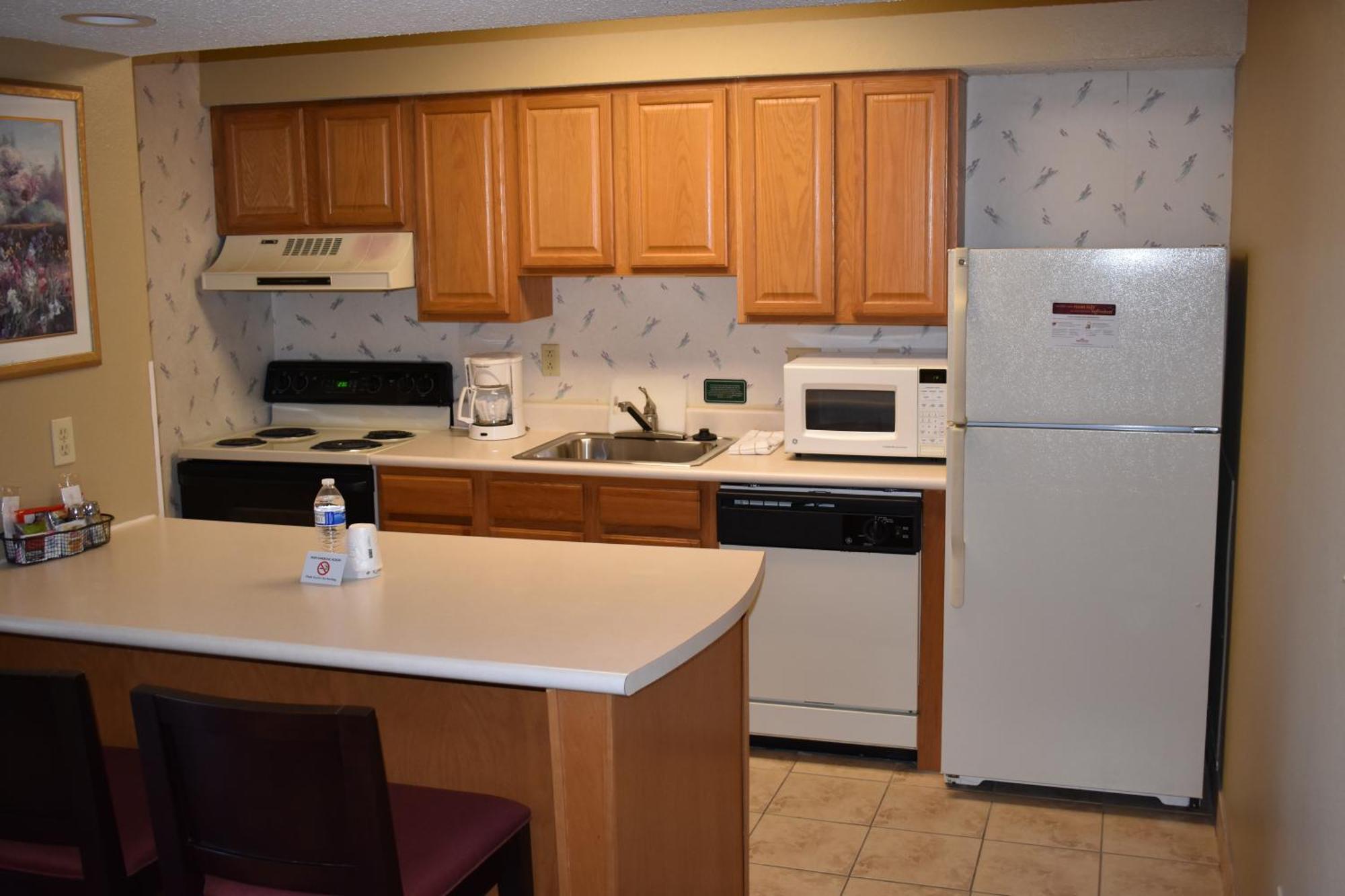 Hawthorn Extended Stay By Wyndham Wichita Exterior foto