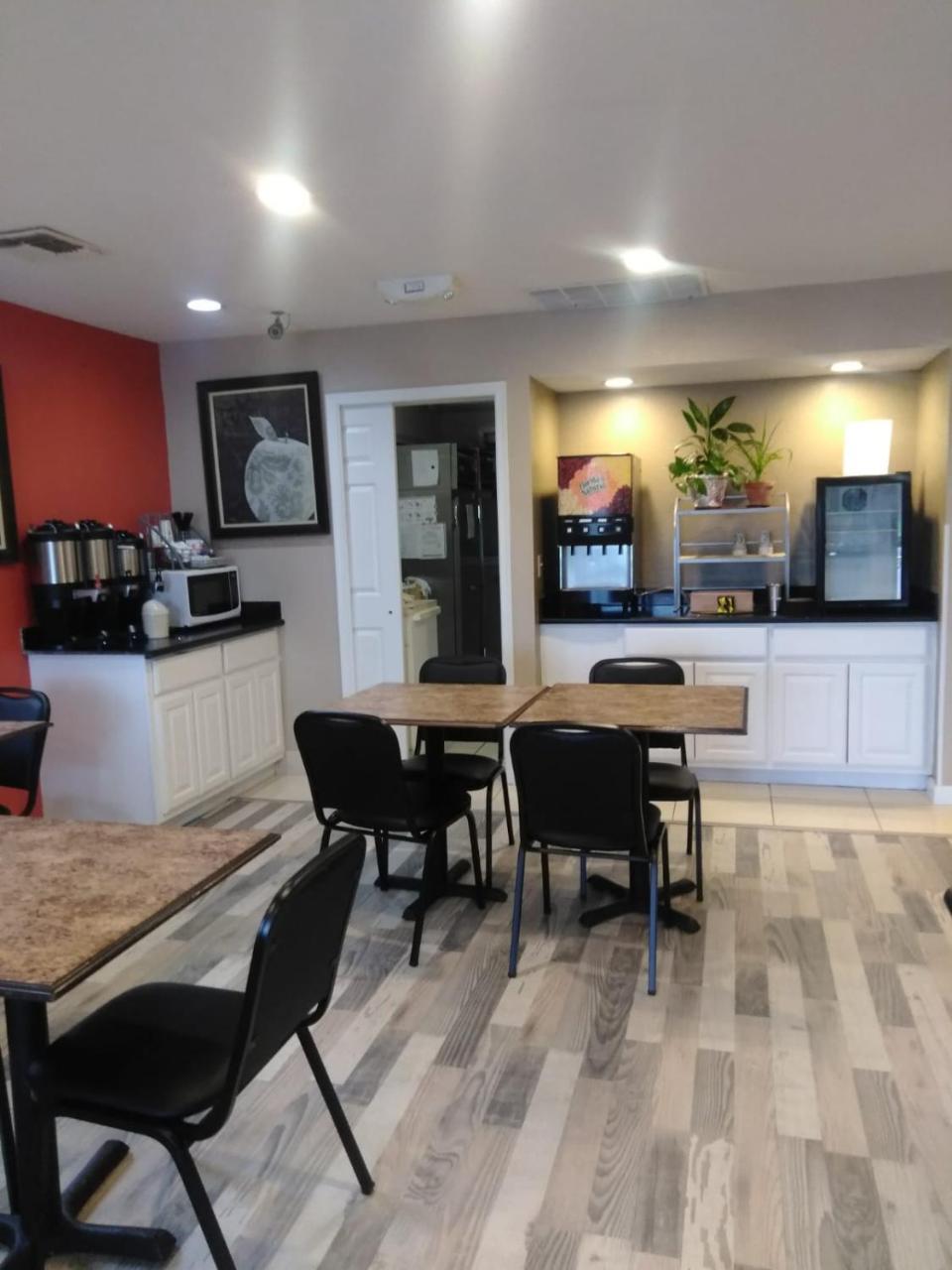 Hawthorn Extended Stay By Wyndham Wichita Exterior foto